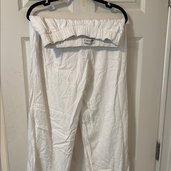 Abercrombie & Fitch Linen Blend Pull-On Pant - Picture 3 of 4